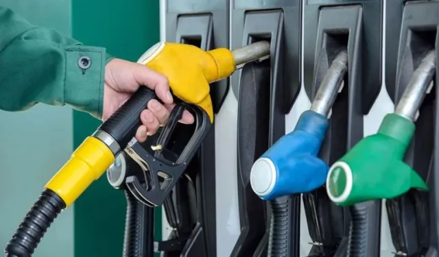 Motorine zam yolda: Bu gece yarısından itibaren geçerli olacak