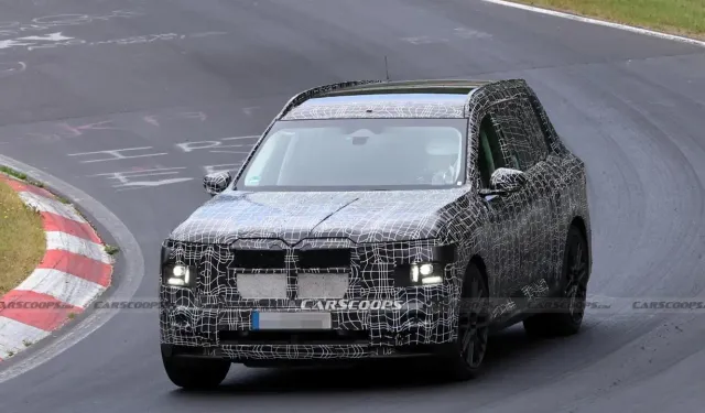 Yeni BMW X7 casus kameralara yakalandı: V8 motoru koruyor