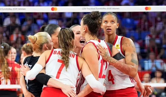 A Milli Kadın Voleybol Takımı Avrupa Şampiyonası'nda yarı finalde
