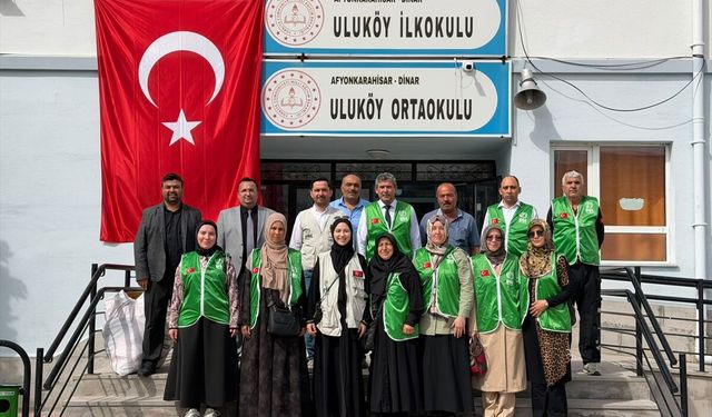 Afyonkarahisar’da 590 öğrenciye kırtasiye desteği