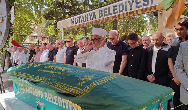 Hayatını kaybeden Kütahyalı sevilen iş insanı Kıratlı, defnedildi