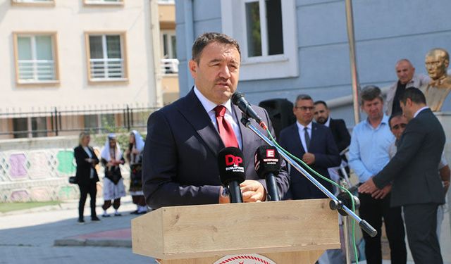 Kütahya Valisi Işın'dan velilere "öğretmen" mesajı