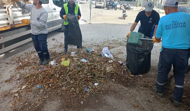 Kütahya’da temizlik ekiplerinden “Sonbahar” temizliği
