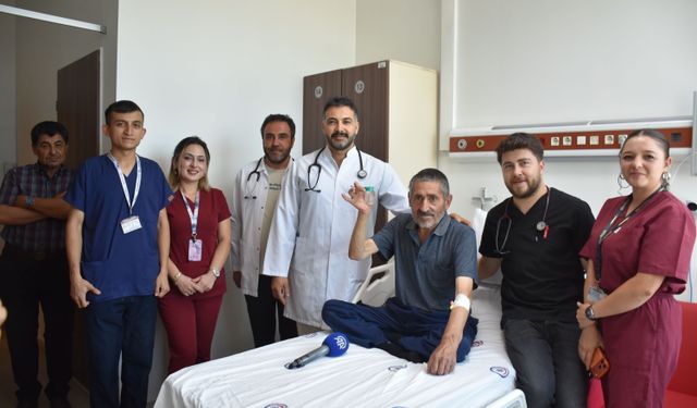 Nefes darlığı şikayetiyle hastaneye gitti, akciğerinden çıkan şaşırttı