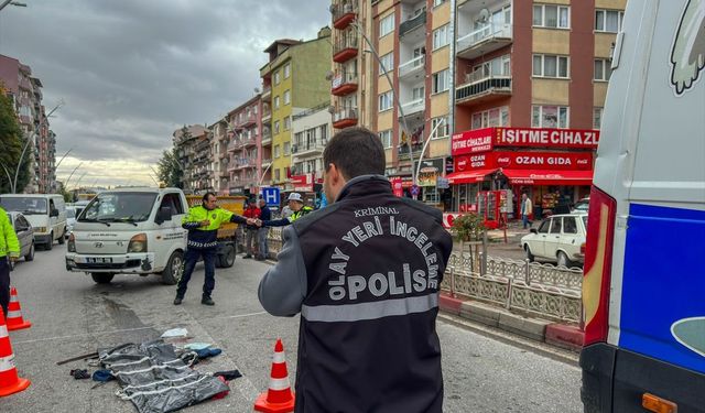 Uşak’ta tırın çarptığı kişi hayatını kaybetti
