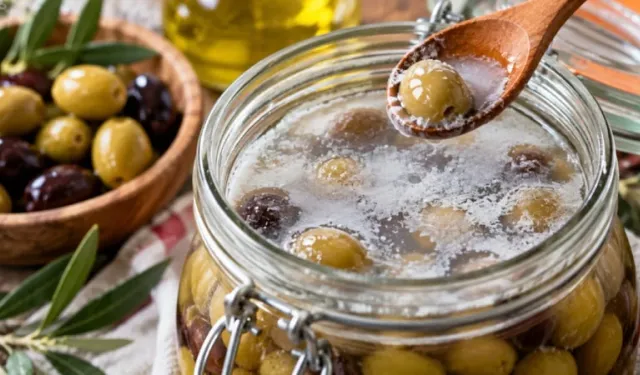Zeytindeki beyaz tabakanın nedeni belli oldu