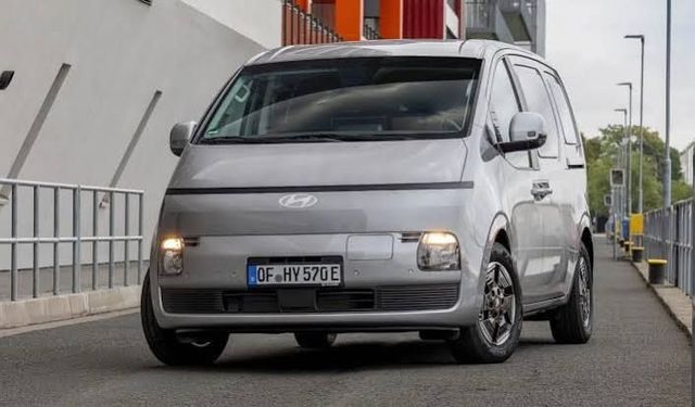 Hyundai STARIA Cargo elektrikli hafif ticari olarak tanıtıldı