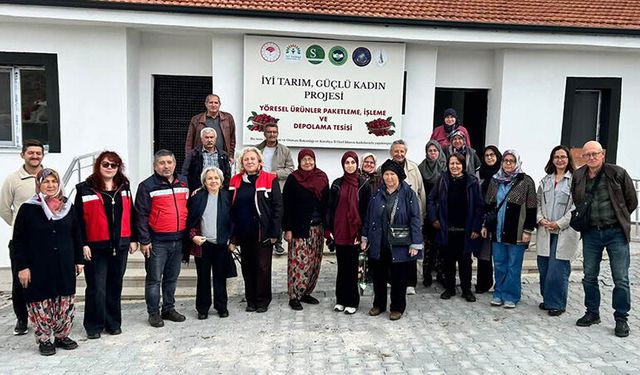 Kadın çiftçiler Kütahya’da üretimi yerinde gördü