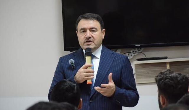 Kütahya Valisi Musa Işın'dan Öğrencilere Önemli Tavsiyeler