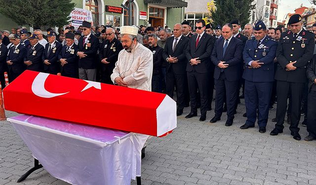 Kütahya'da Kıbrıs gazisi son yolculuğuna uğurlandı