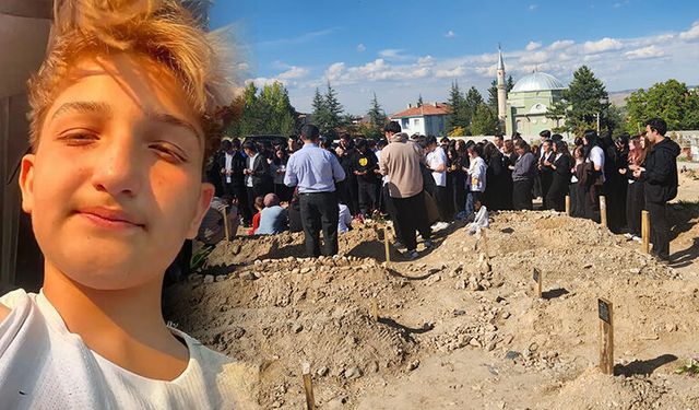 Kütahya’da lise öğrencileri, arkadaşlarını unutmadı