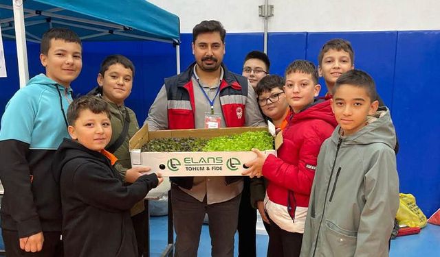 Kütahya'da öğrenciler tarımı uygulamalı öğrendi