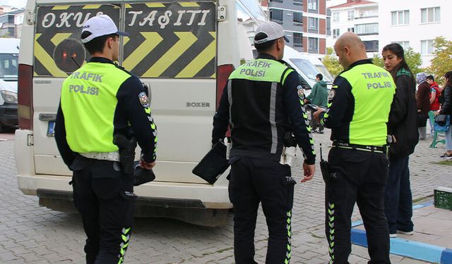 Kütahya’da okul servislerine sıkı denetimler sürüyor
