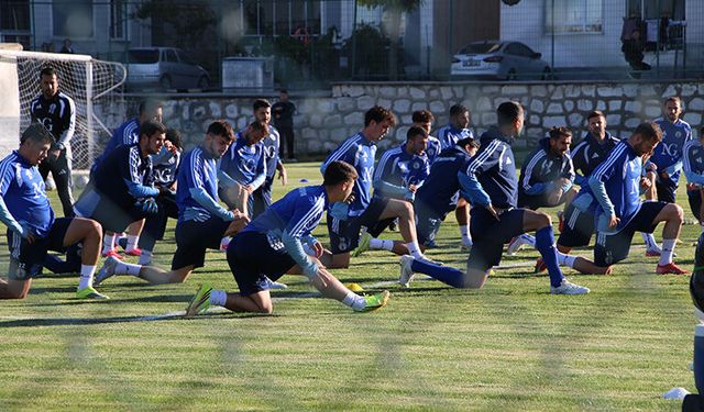 Kütahyaspor yeniden evinde, taraftarıyla buluştu