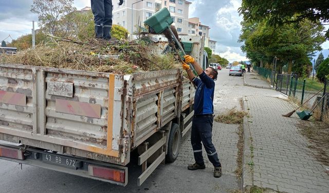 Kütahya kapsamlı sonbahar temizliği yapıldı