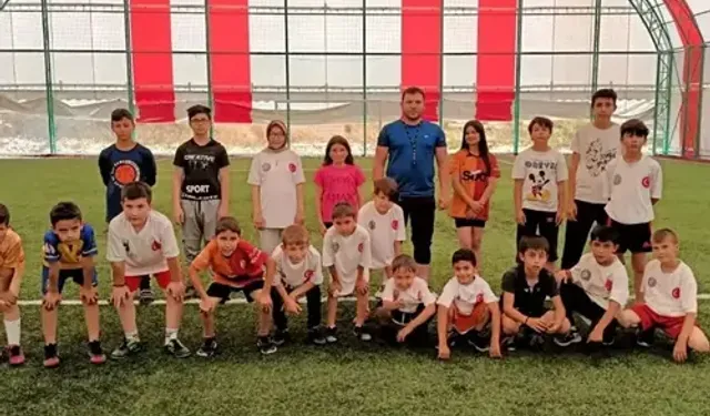 Altıntaş’ta yaz spor okullarında eğitimler sürüyor