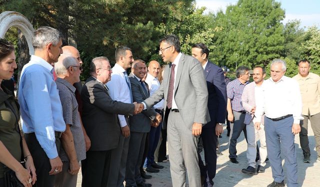 Vali Ali Çelik, Dumlupınar ve Emet'in fahri hemşehrisi