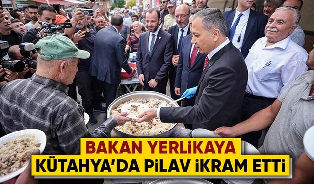 Bakan Yerlikaya, Kütahya’da esnafla buluştu