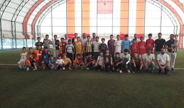 Kütahya’da yaz kur'an kursları arası futbol turnuvası ödül töreni