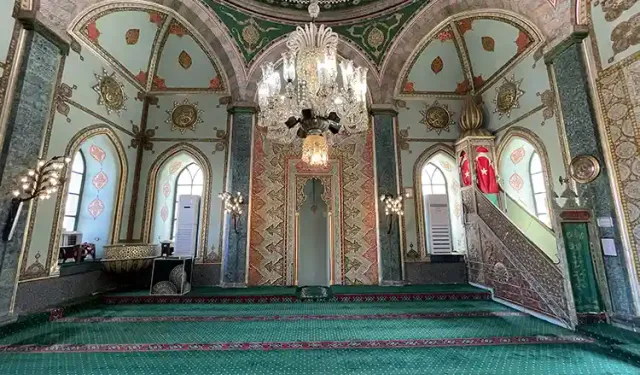 Cami işlemelerindeki ince sanat