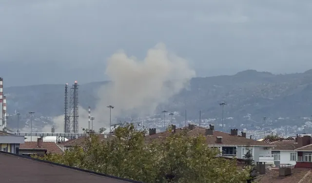 İzmit'te TÜPRAŞ tesislerinde patlama