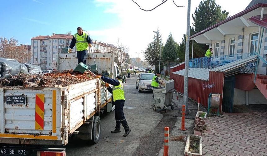 Kütahya’da temizlik ekipleri iş başında