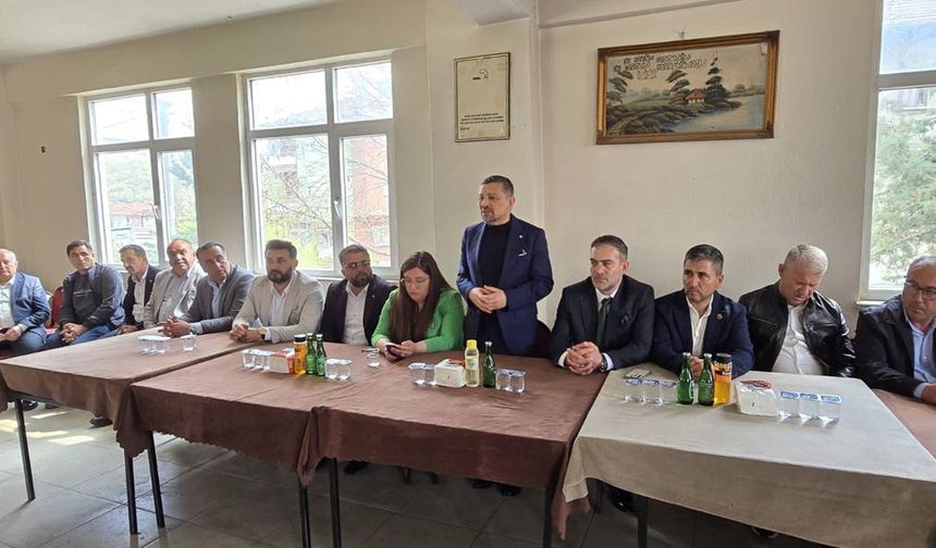 Kütahya MHP heyetinden deprem bölgesine ziyaret