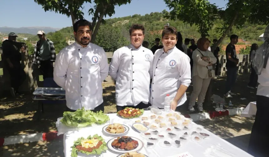 Kütahya Pazarlar’da Türk Mutfağı ve şenlik
