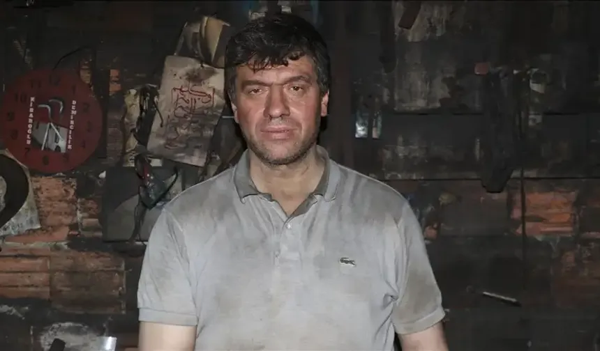 47 yıllık demirci ustası, eşinin desteğiyle çalışıyor