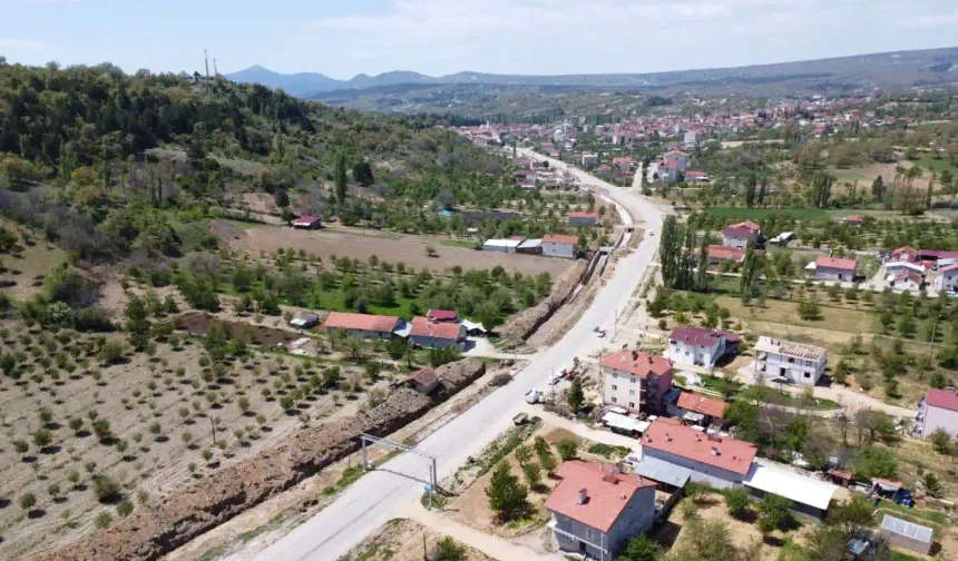 Kütahya Pazarlar’da taşkın kontrol tesisi yükseliyor