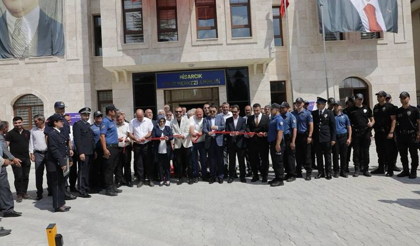 Kütahya Hisarcık’ta yeni polis merkezi hizmet binası açıldı