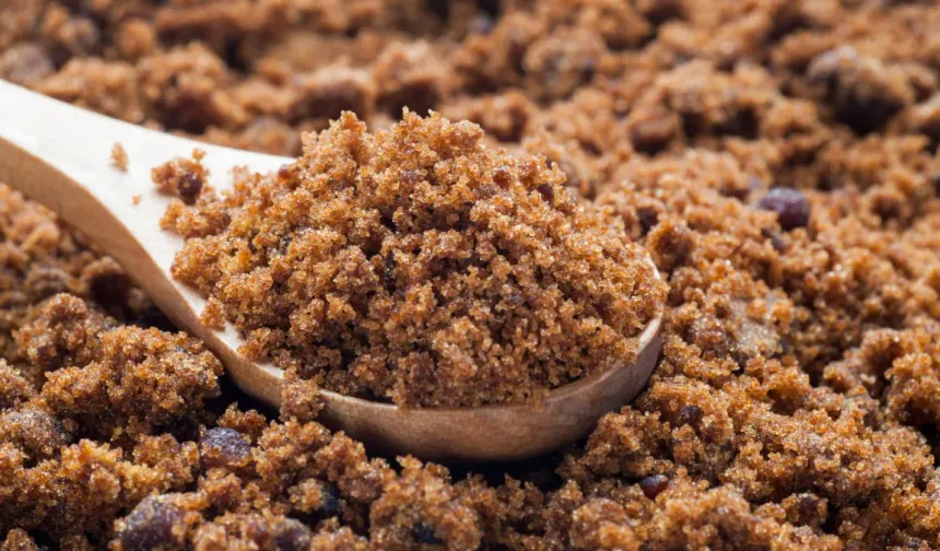 Evde 2 malzeme ile esmer şeker yapmanın kolay tarifi