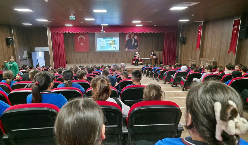 Kütahya Gediz’de öğrencilere gıda güvenliği eğitimi verildi