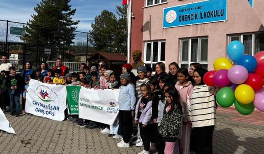 Kütahya Emet’te okullar “Güz festivali”nde buluştu