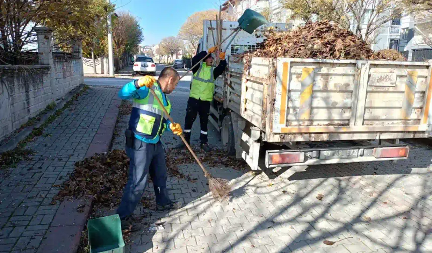 Kütahya’da temizlik çalışmaları hız kesmiyor