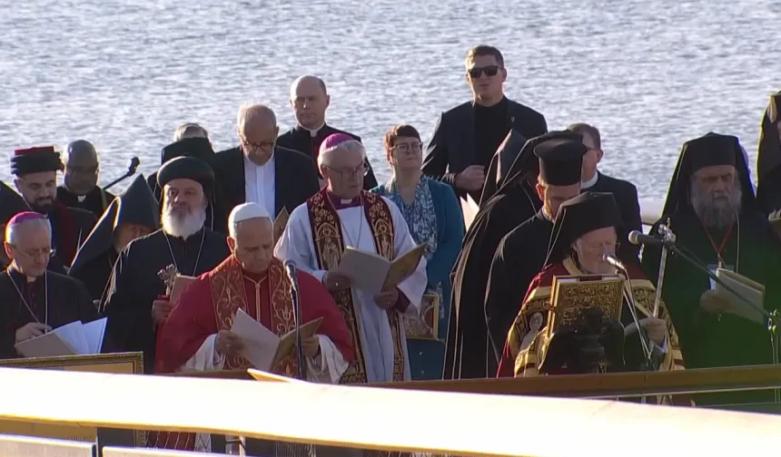 Papa 14. Leo Bursa İznik’te düzenlenen törene katıldı