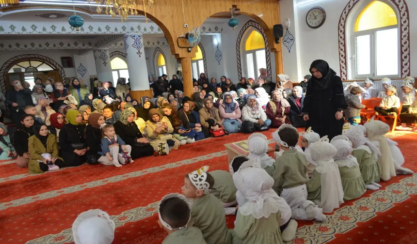 Tavşanlı’da İl Müftü Yardımcısı Demirci’den Kur’an kurslarına ziyaret