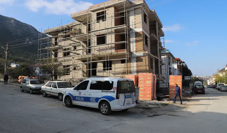 Denizli’de inşaatta çalışan işçi yaşamını yitirdi