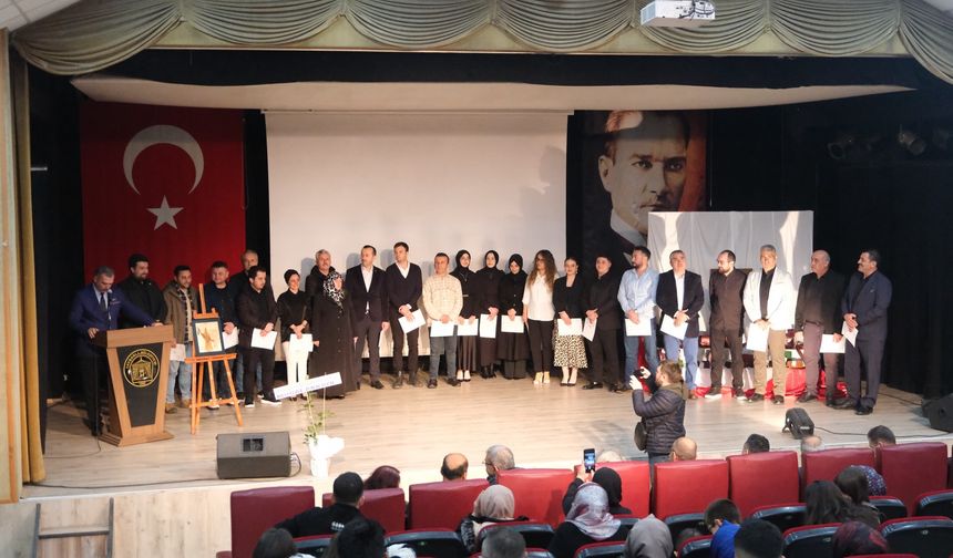 Kütahya Tavşanlı’da deri işleme kursu ilk mezunlarını verdi