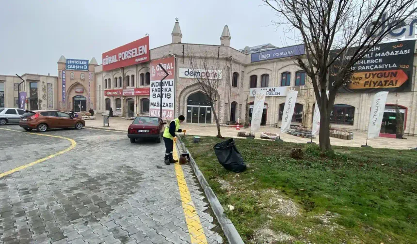 Kütahya’da Çiniciler Çarşısı’nda temizlik yapıldı