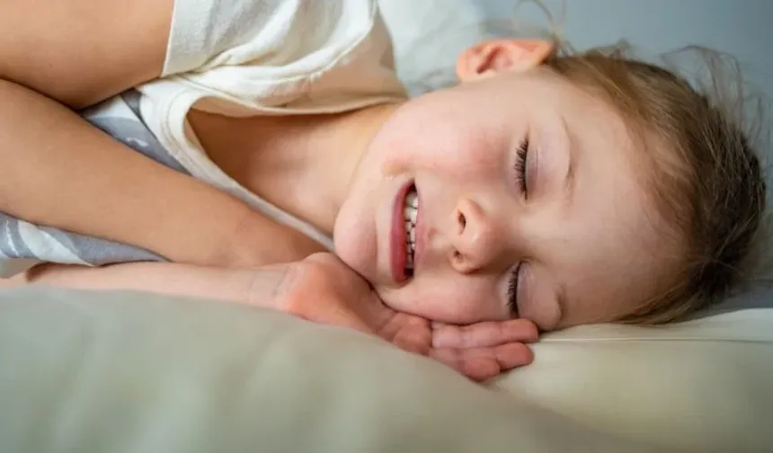 2–5 yaş arası çocuklarda uykuda diş gıcırdatma