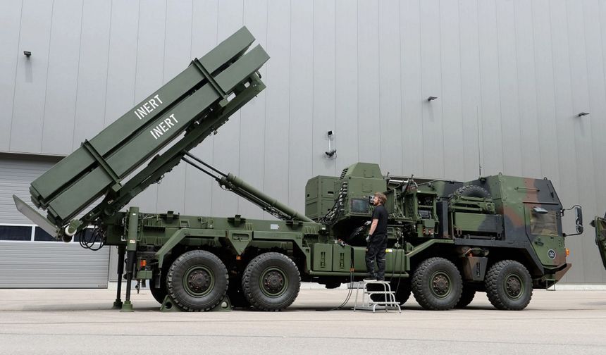 Trump resmen açıkladı: Bir ülkeye daha saldırı yolda!