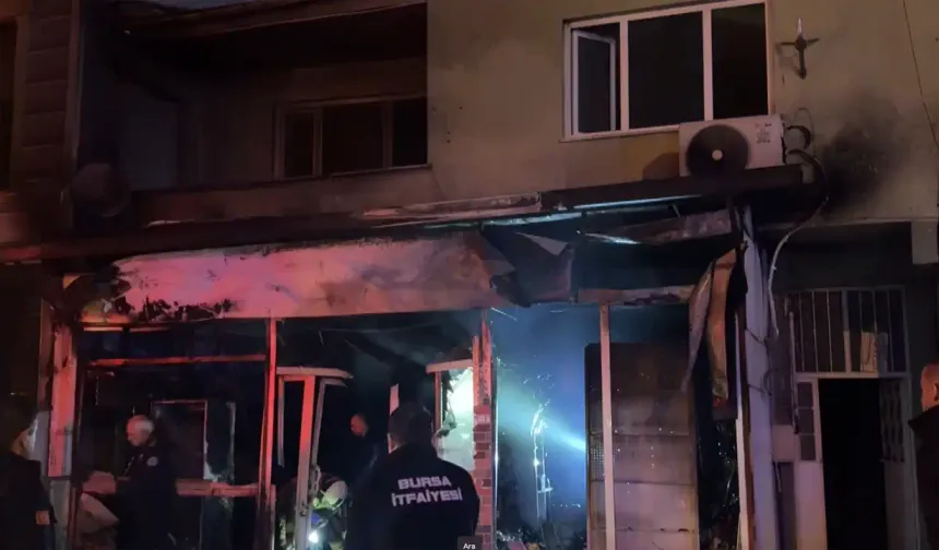 Bursa'da iş yerinde çıkan yangın söndürüldü