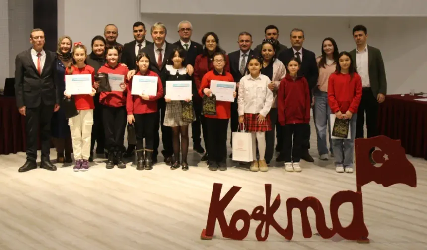 Kütahya'da "İstiklâl Marşı" ezbere okuma yarışması gerçekleştirildi