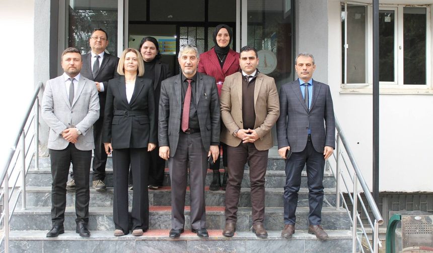 Kütahya Altıntaş’ta Okuyan Nesil Söyleşisi düzenlendi