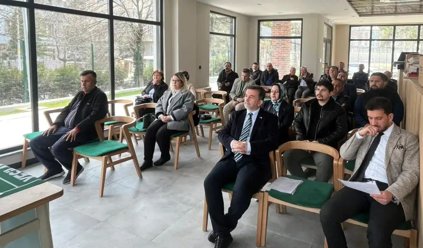 Kütahya Yeşilay’da yeni başkan seçildi