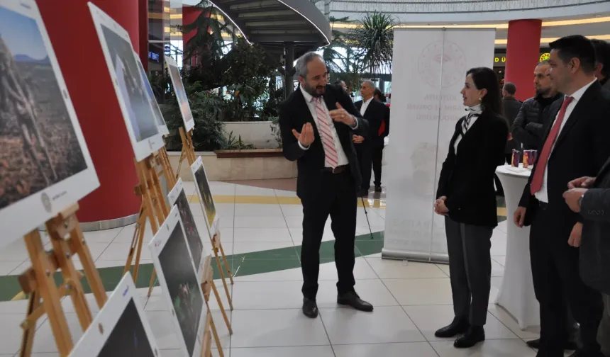 Kütahya’da uluslararası fotoğrafları sergilendi