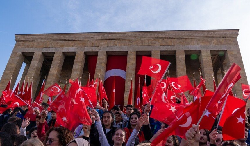 23 Nisan’ın tarihsel yolculuğu ve çocuklara armağanı