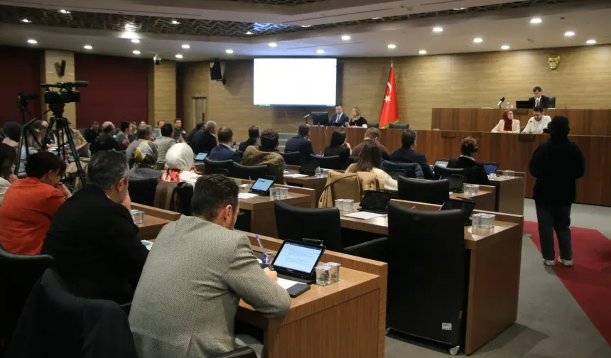 Kütahya Belediye Meclisi, gündem maddelerini görüştü