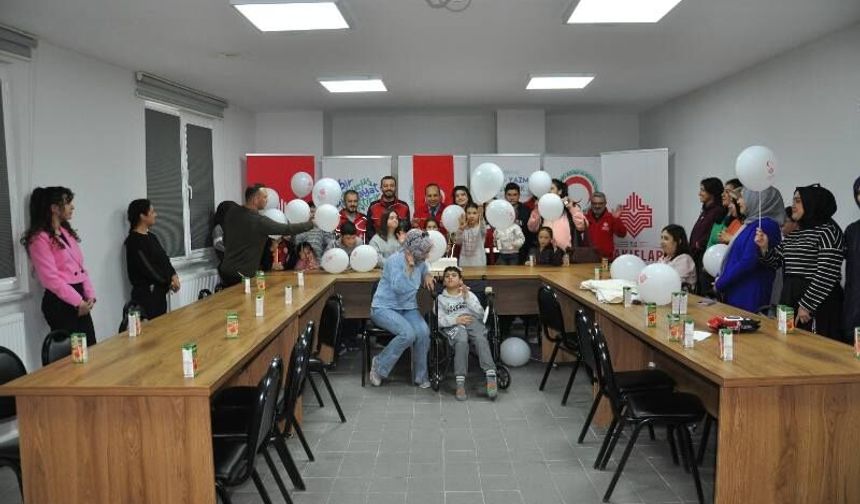 Kütahya Vakıflar’dan Otizm Farkındalık Günü etkinliği